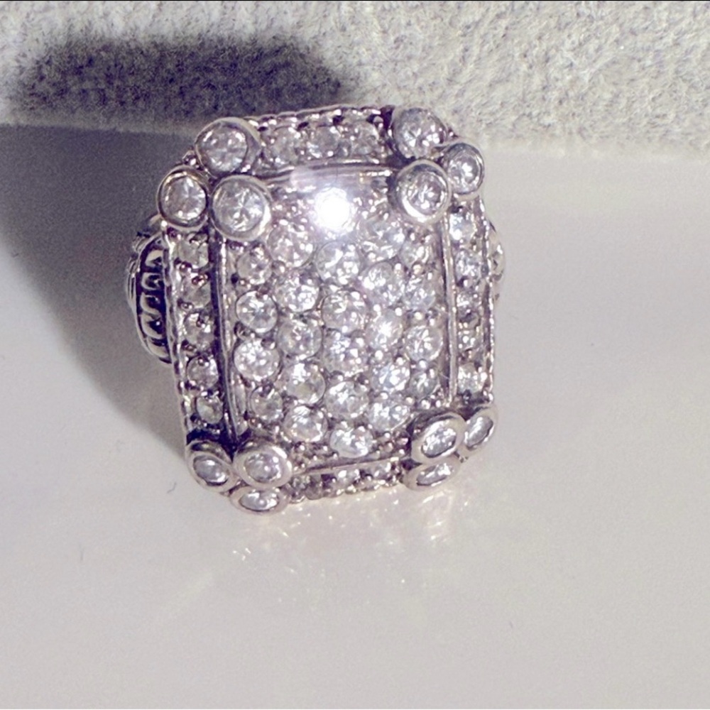Dazzling Silver Crystal Ring